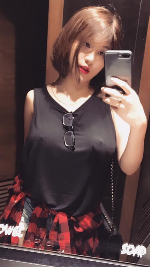 德甲争冠夜三重谜局，一个不存在球员如何成为焦点？