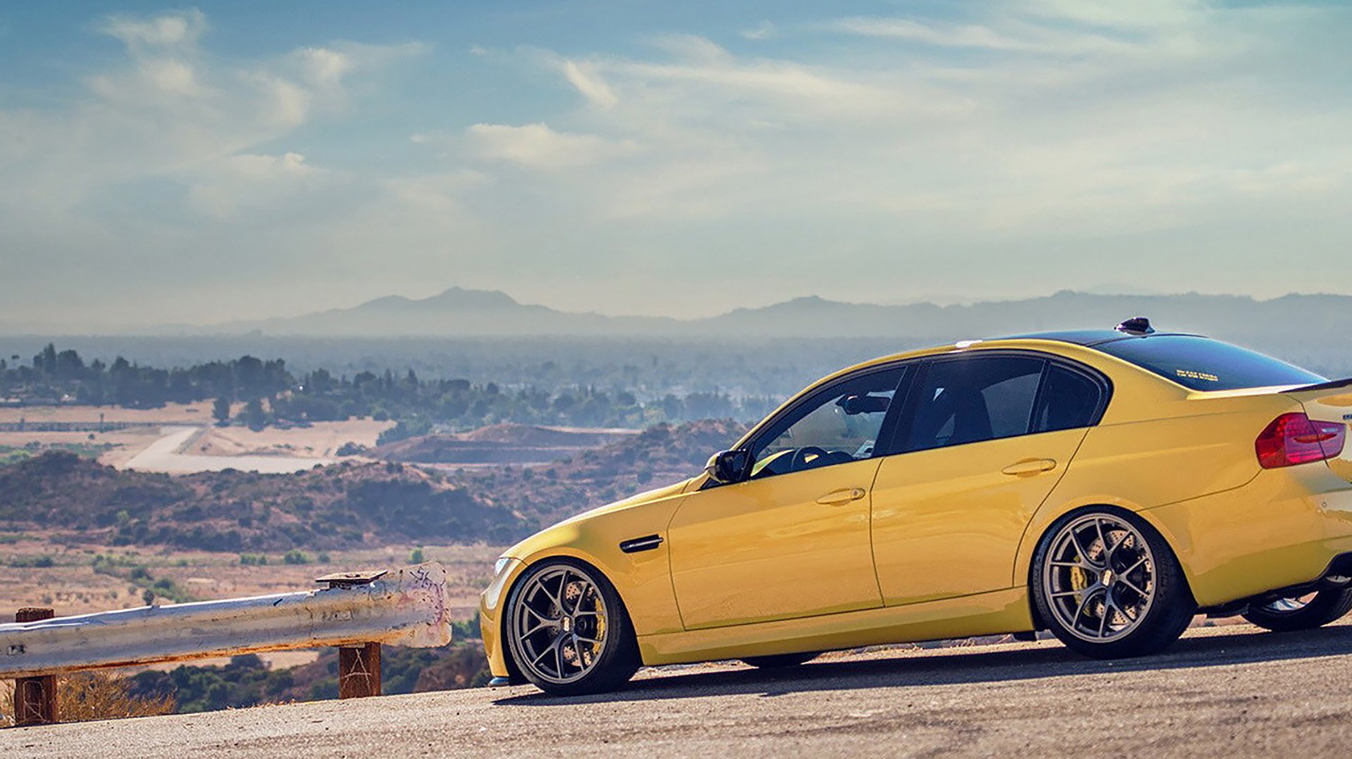 爱游戏在线-冰与火的最后3.8秒，爱德华兹用一记冷血绝杀点燃灰熊