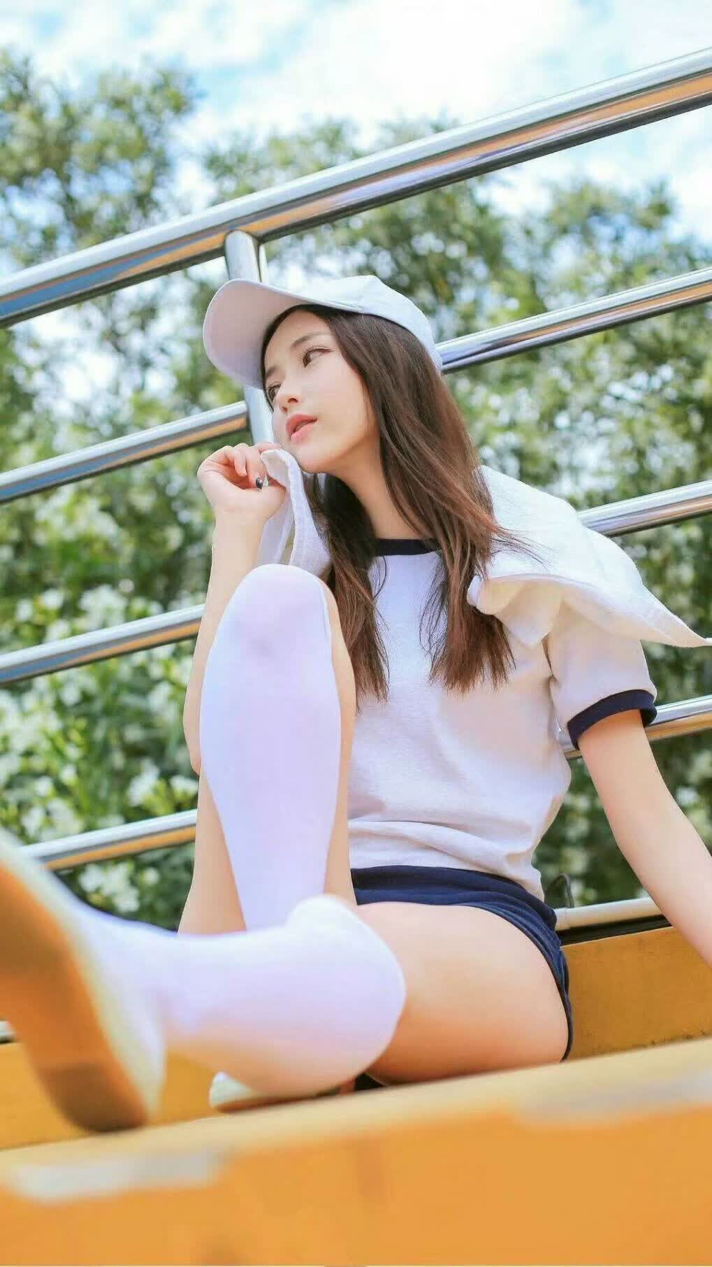 孤星闪耀,2026世界杯B组焦点战,喀麦隆险胜波兰,罗德里戈以一人之力写就传奇